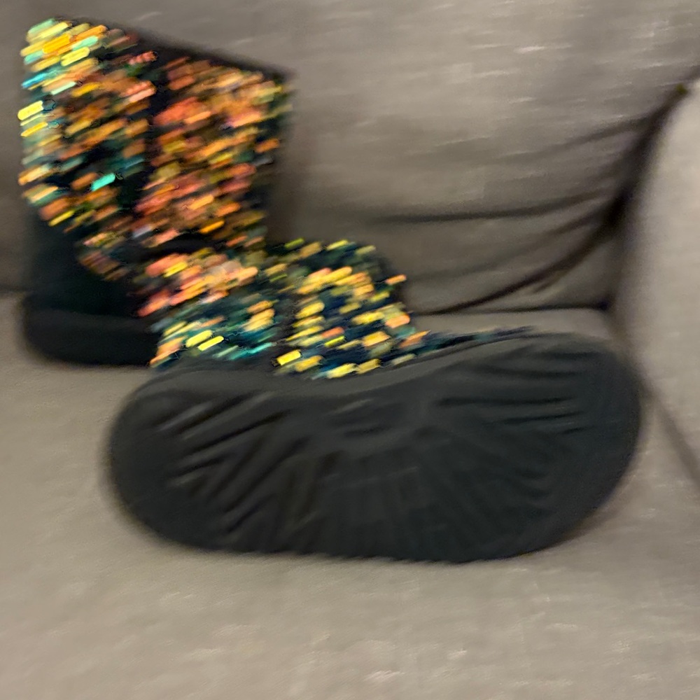 UGG Classic Short Stellar Sequin Boots - Picture 8 of 9